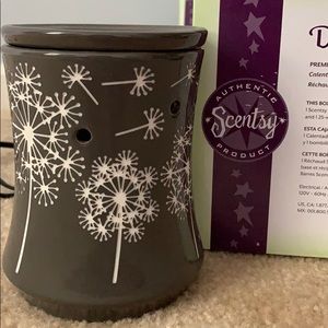 Dandy Wish Scentsy Warmer